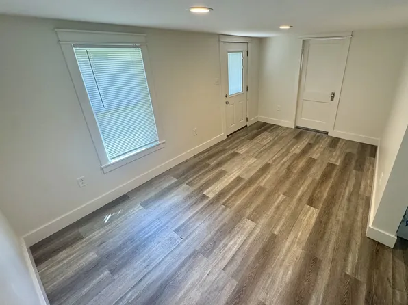 901 1/2 E Wilson St, Bloomington, IN 47401