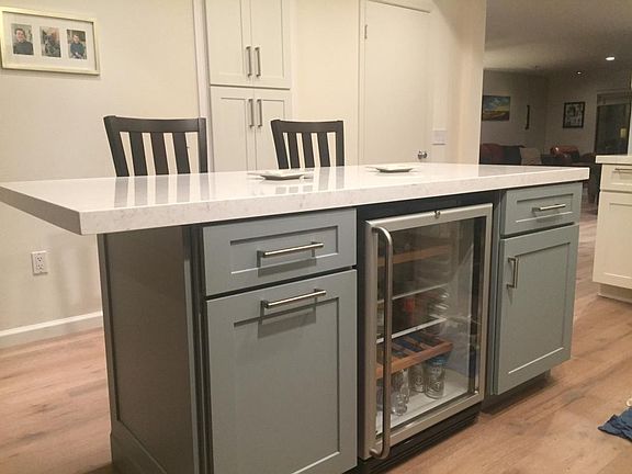 kitchen island (mini fridge)