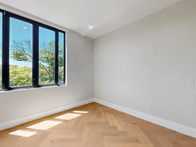 1 Jackson St #204 — Photo 8