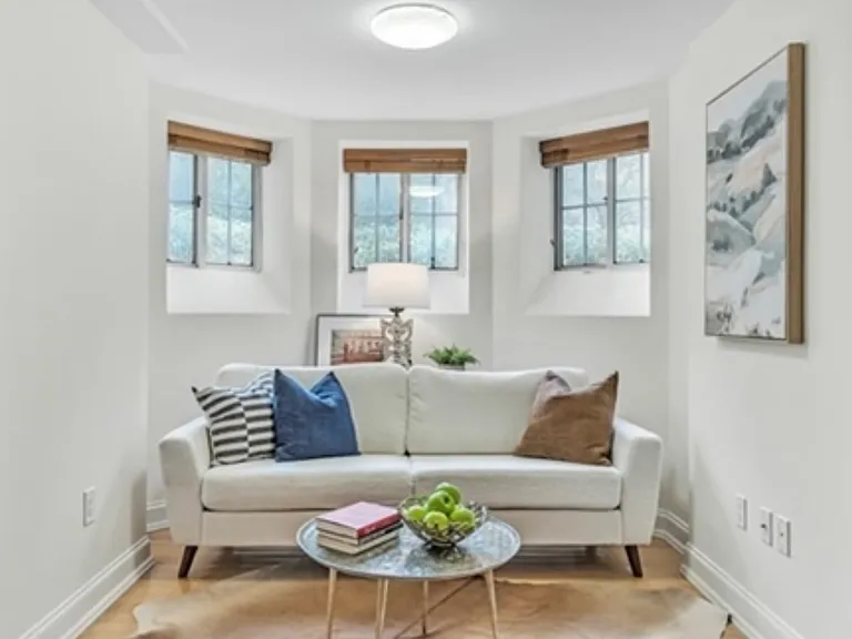 20 Chapel St #C308 — Photo 4