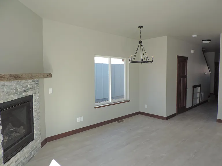 1306 Fozzie Ln #C — Photo 3