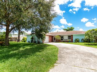 97 W Mango Rd, Lake Worth, FL 33467
