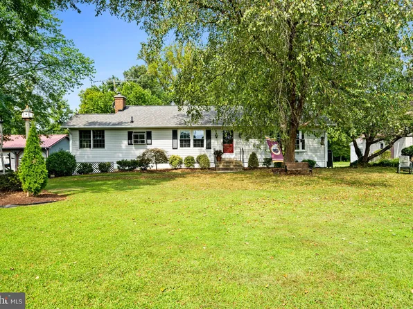 3521 Accokeek Rd, Waldorf, MD 20601
