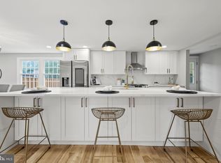 12261 Angel Wing Ct, Reston, VA 20191