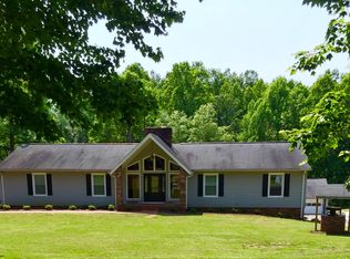 6300 Duel Dr, Clemmons, NC 27012