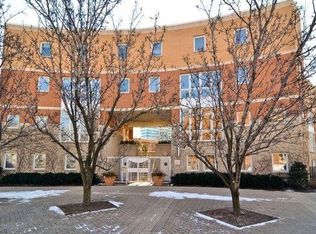 1889 Maple Ave UNIT 4E, Evanston, IL 60201