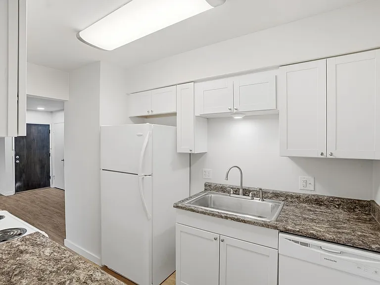 3102 E 27th Ave — Photo 61