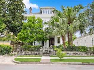 2829 Grand Rte Saint John St, New Orleans, LA 70119