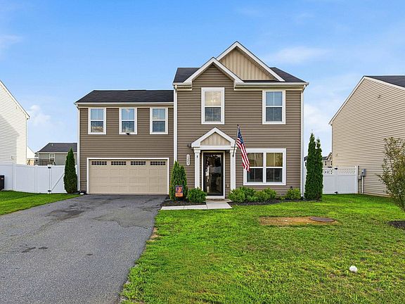 2nd image of 1203 Flatt Ln