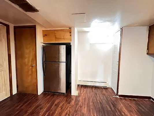 Rented by Paragon Real Estate Corporation | media 10