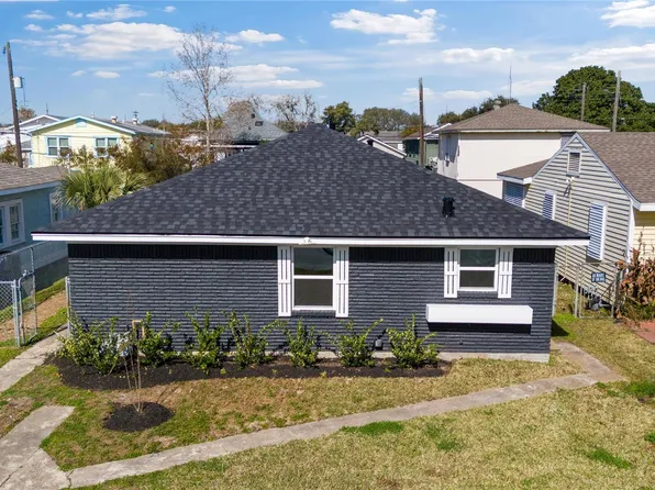 4612 Avenue Q 1/2, Galveston, TX 77551