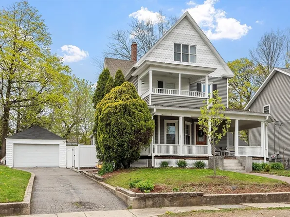 41 Boutelle St, Leominster, MA 01453