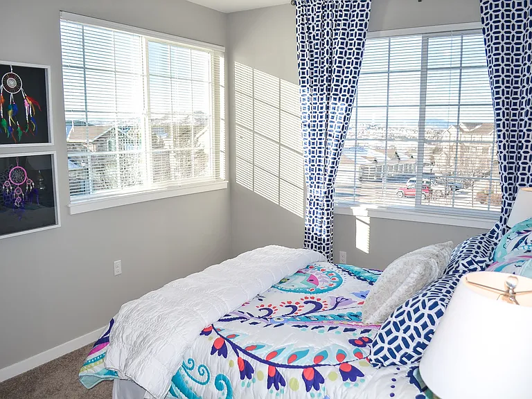 Black Feather Apartment Homes — Photo 12