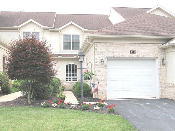 2nd image of 936 Rivergate Ct