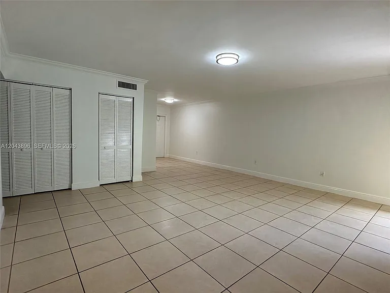 2536 Van Buren St #5A — Photo 32