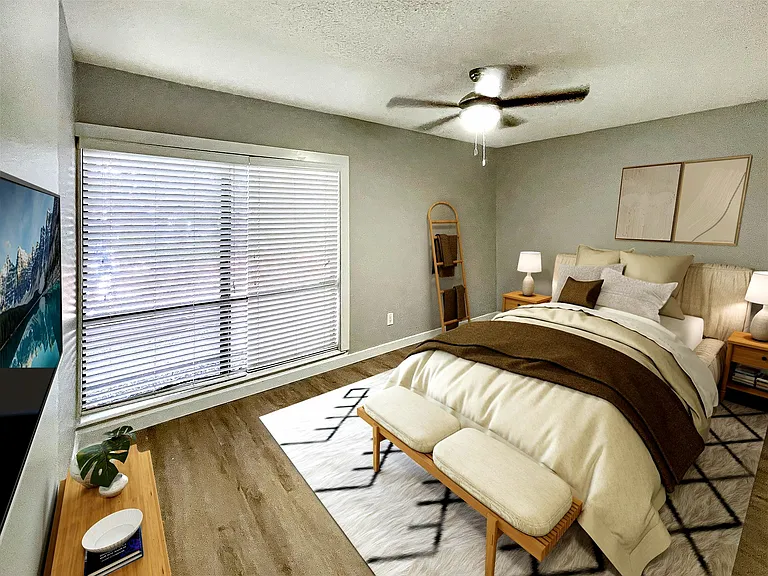 5106 N 1/2 Lamar Blvd #154 — Photo 11