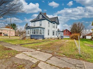 7 Franklin St, Franklinville, NY 14737