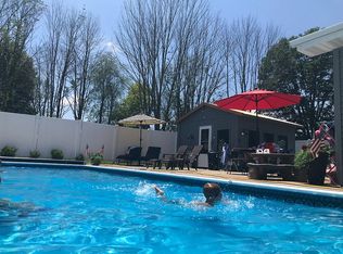 1604 E Springwood Dr, Sullivan, IN 47882