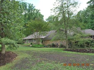 215 Twin Lakes Dr, Mantua, NJ 08051