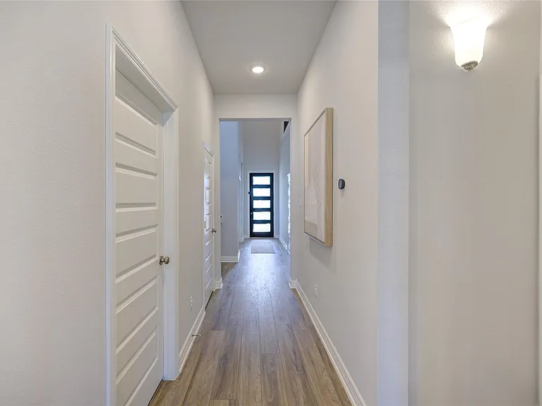 4110 Sherman Oak Ln — Photo 16