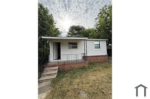 909 Avenue M Photo 1