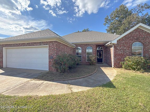 2nd image of 119 Copper Ridge Ln