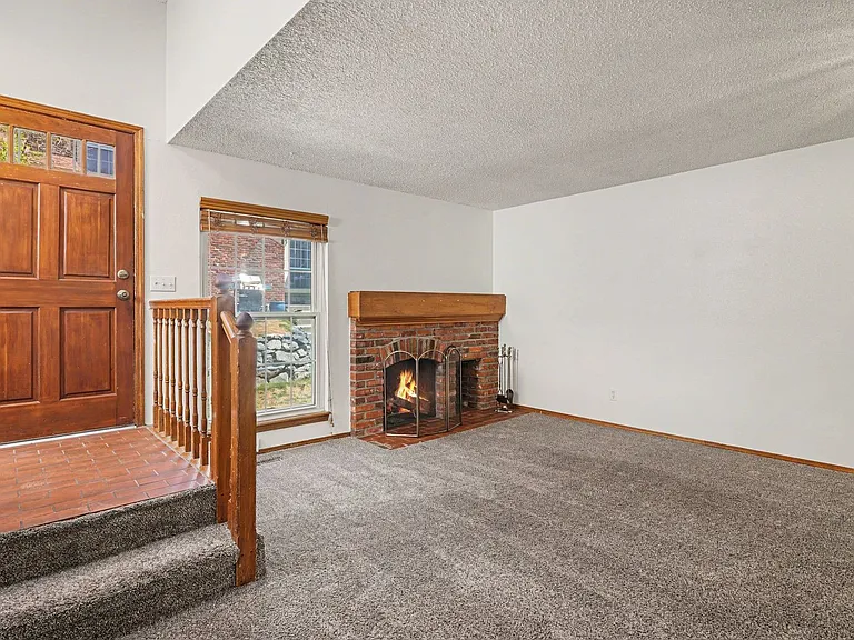 1915 S Hannibal St #D — Photo 3