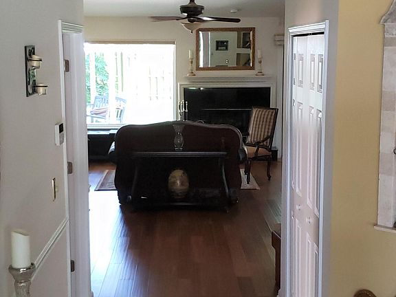5th image of 3057 Marbon Estates Ln S