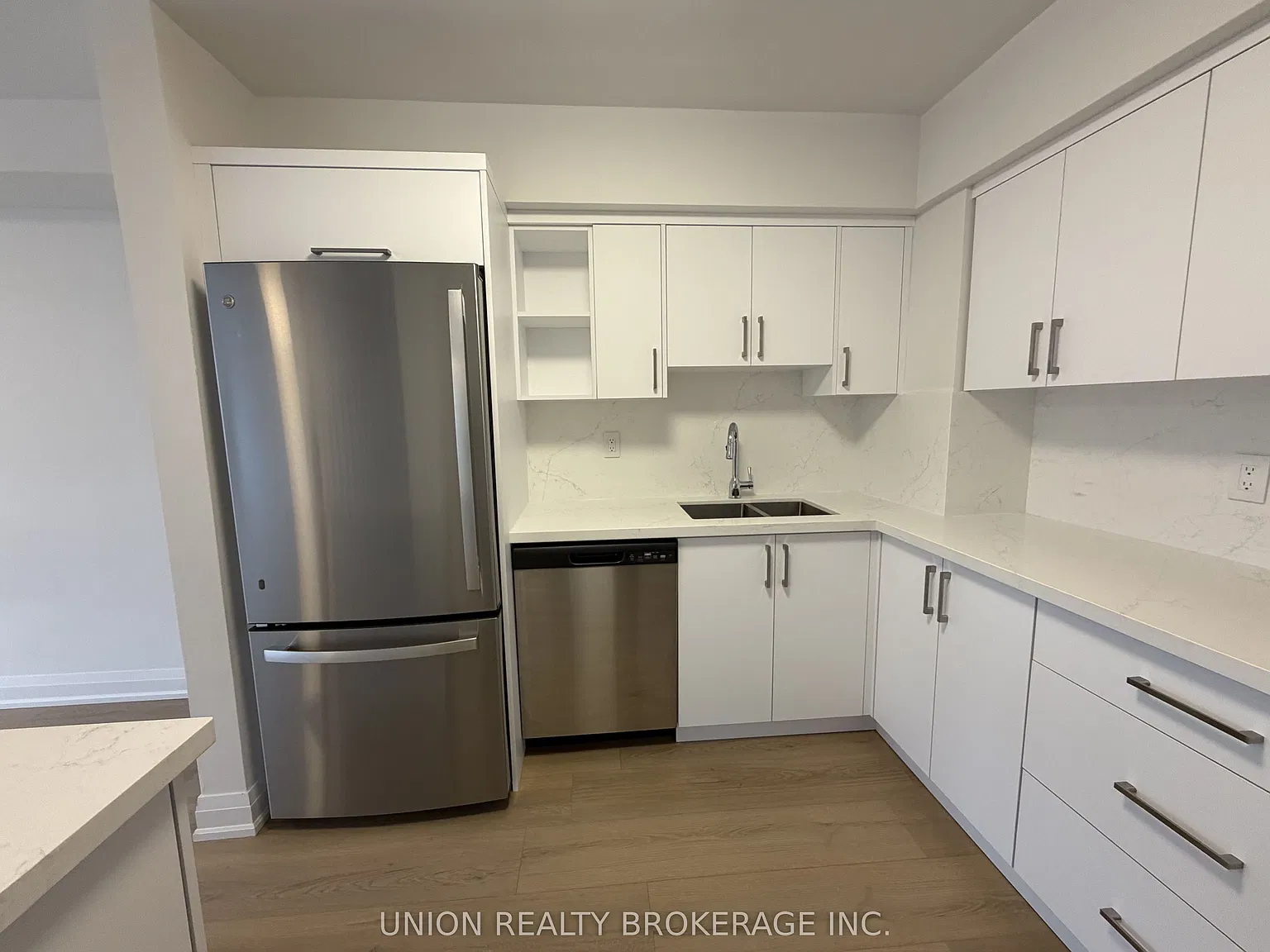 2 bed, $2,700 — Photo 3