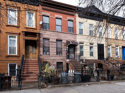 275 Van Buren St, Brooklyn, NY, 11221