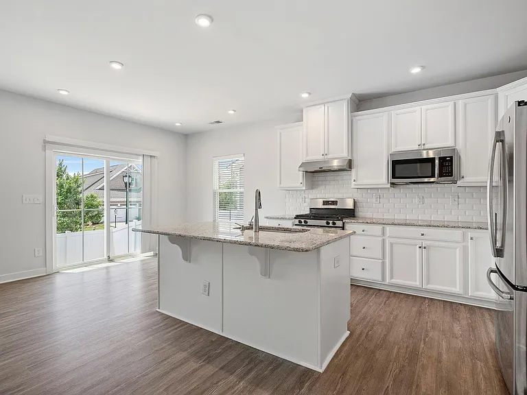 8401 Bretton Woods Dr — Photo 9