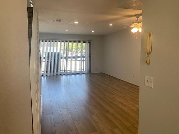2nd image of 800 E Wilson Ave #106