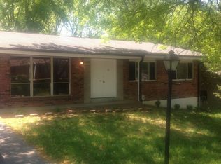 1027 Leisure Ln, Saint Louis, MO