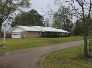 104 Marietta St, Queen City, TX 75572