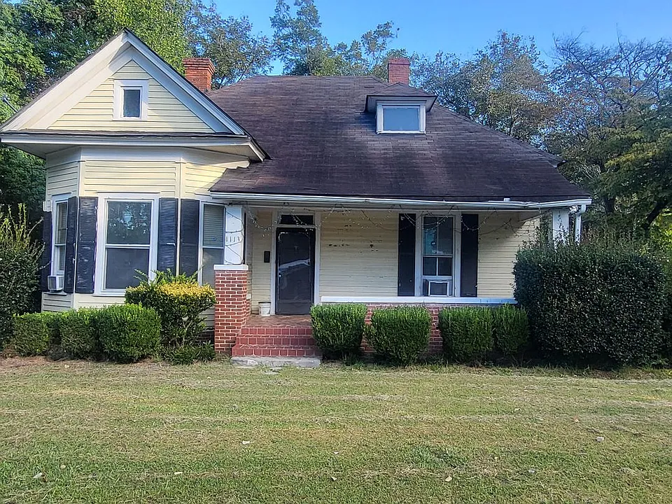1113 Woodrow Ave