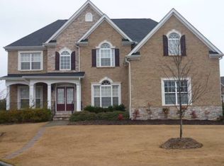 102 Espirit Ct, Cary, NC 27519