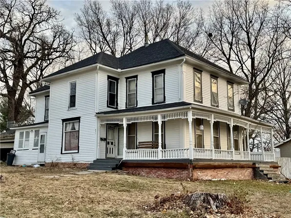 601 E 4th St, Maryville, MO 64468