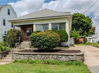 71 Clarence St, Cranston, RI 02910