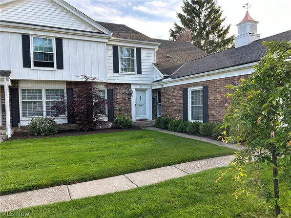 34100 Chagrin Blvd, Chagrin Falls, OH 44022