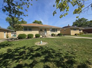 8127 Euclid Ave, Munster, IN 46321