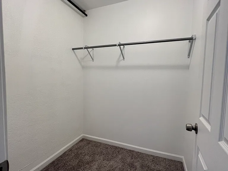 212 E Wishkah St #205 — Photo 6