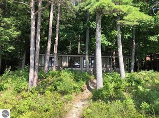 1292 Creswell Ln, Kewadin, MI 49648