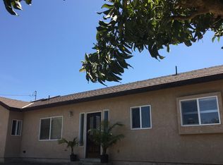 1850 Robinhood Rd, Vista, CA 92084