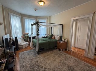 225 Kelton St APT 3, Boston, MA 02134