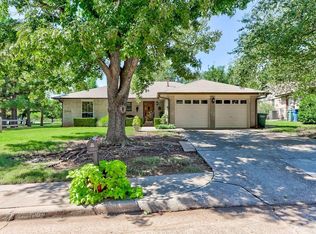 3609 Meadow Ln, Edmond, OK 73013