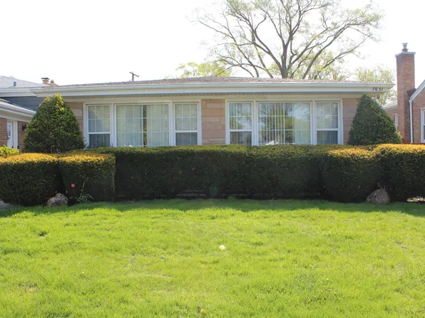 7631 N Kostner Ave, Skokie, IL 60076
