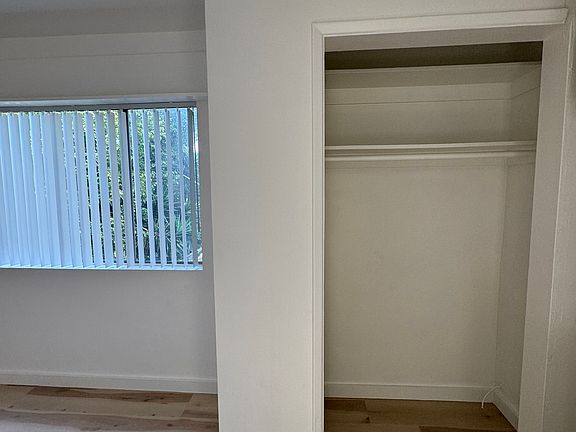 5th image of 123 Park Pl APT 2