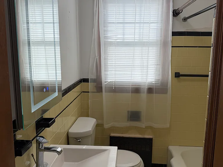 23 Home Ave — Photo 9