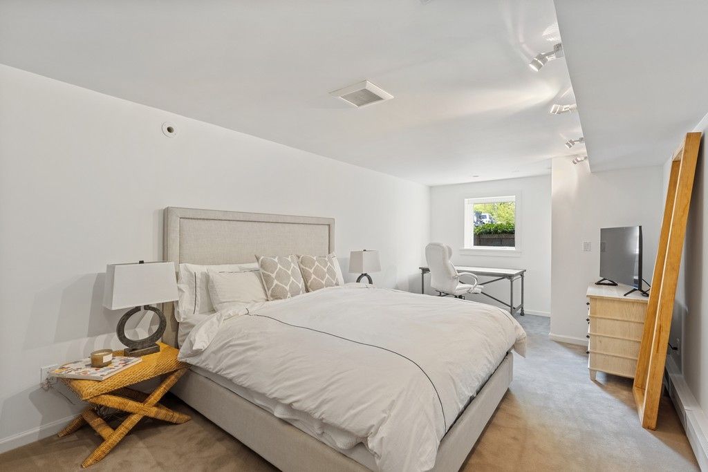 4th guest bedroom