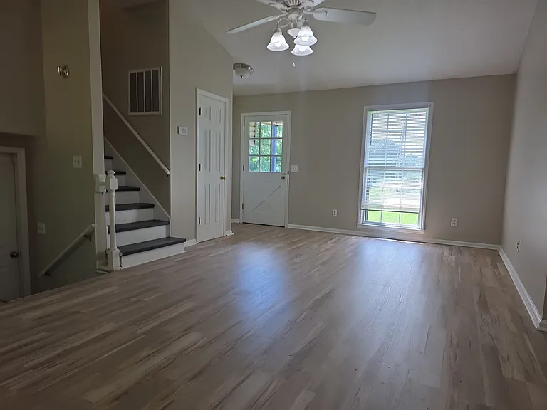 3582 Winchester Rd — Photo 8